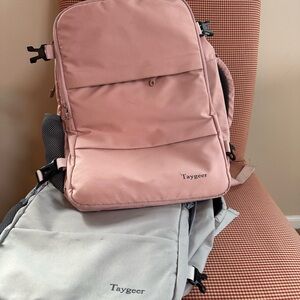 Taygeer set of 2 Light Pink Travel Backpack and Gray Travel Backpack•